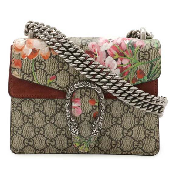 Gucci Handbags - GUCCI Cream Shoulder Bag